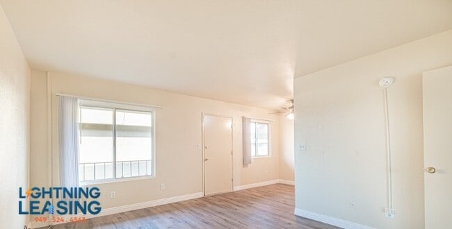 Building Photo - 4902 Clair Del Ave