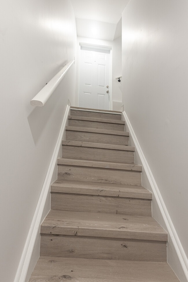 Building Photo - 1182 Blueheron Blvd