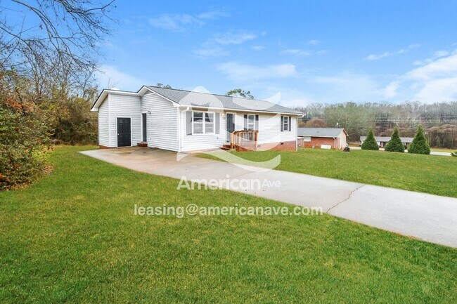 Foto del edificio - 213 Range View Rd