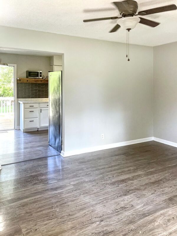 Building Photo - 615 Meadowview Dr