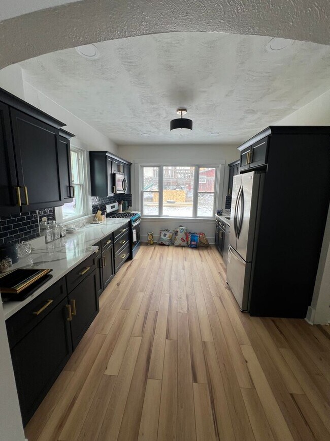 Foto del edificio - 825 Berkshire Ave