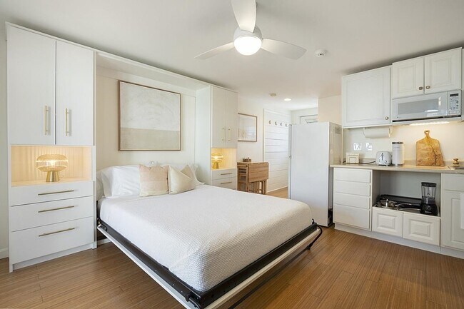 Foto del edificio - 6 Ashworth Ave