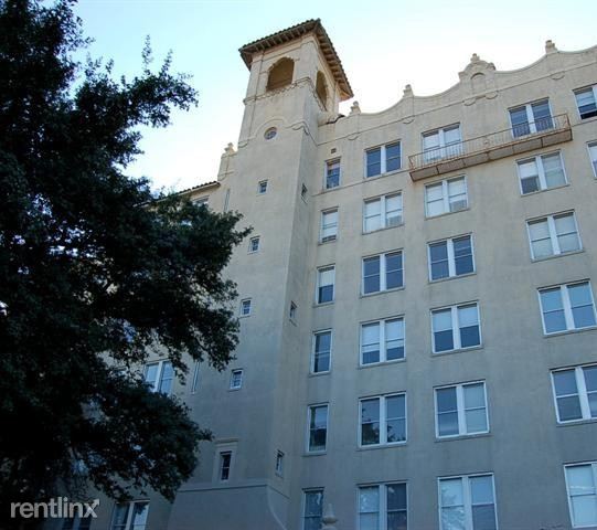 Building Photo - 3001 Maple Ave