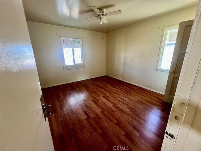 Foto del edificio - 342 S Sycamore Ave