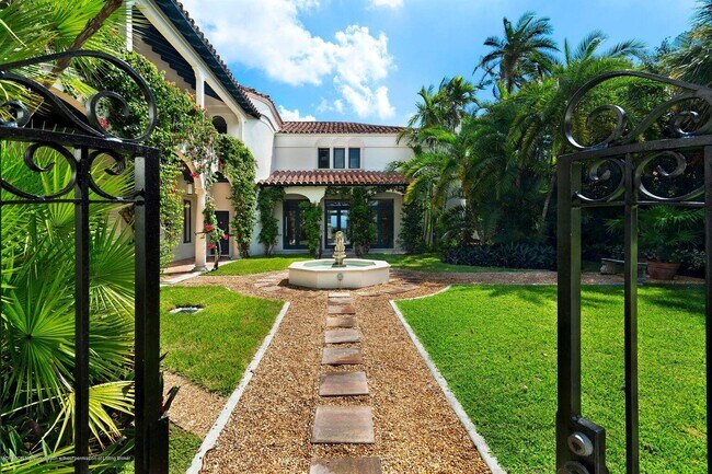 Foto del edificio - 1519 N Ocean Way