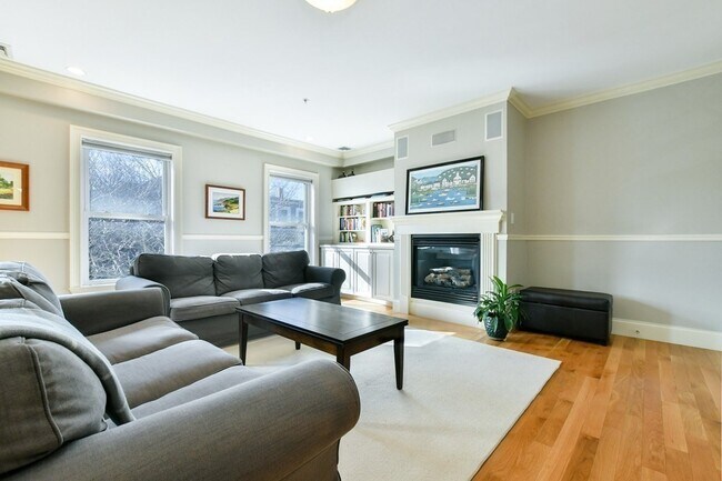 Foto del edificio - 580 E 2nd St