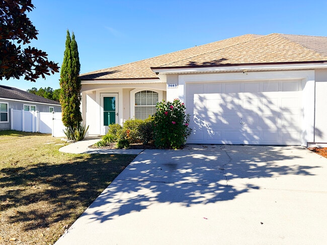 Photo - 8663 Julia Marie Cir House