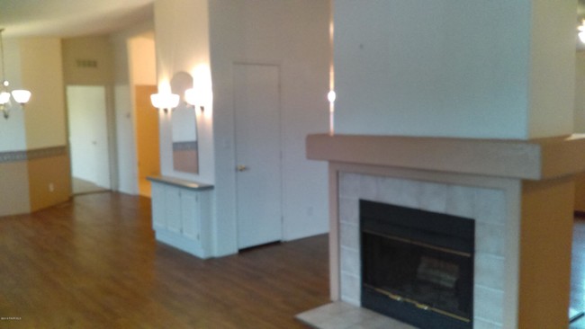 Building Photo - 20525 E Cholla Dr
