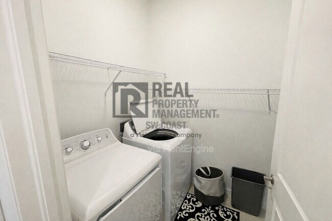 Foto del edificio - 2555 Vine Ave