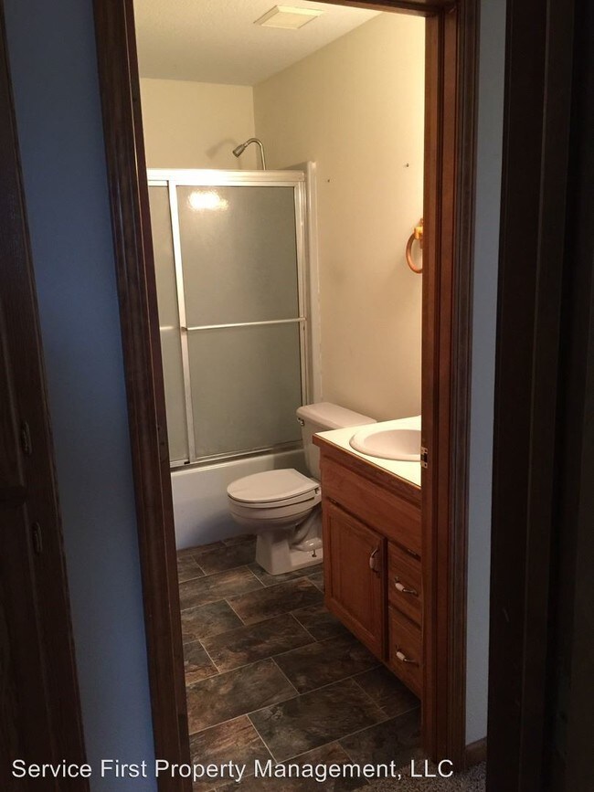 Foto del edificio - 3 br, 2 bath House - 5471 Bradley Ave