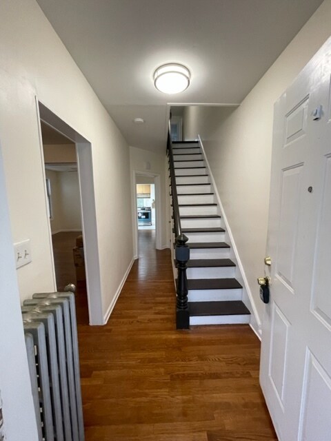 Entry - 23 W Fairview Ave