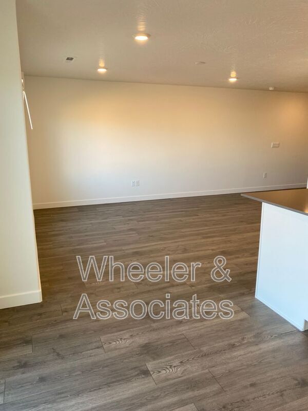 Building Photo - 2971 Coral Hollow Dr