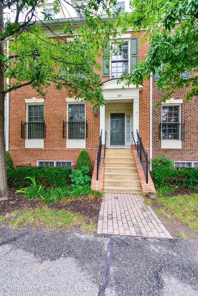 Building Photo - 2 br, 2 bath House - 705B Massey Ln.