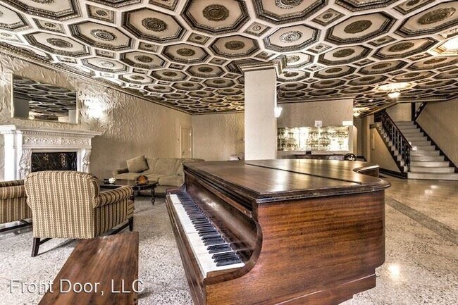 Foto del edificio - 4616 Lindell Blvd