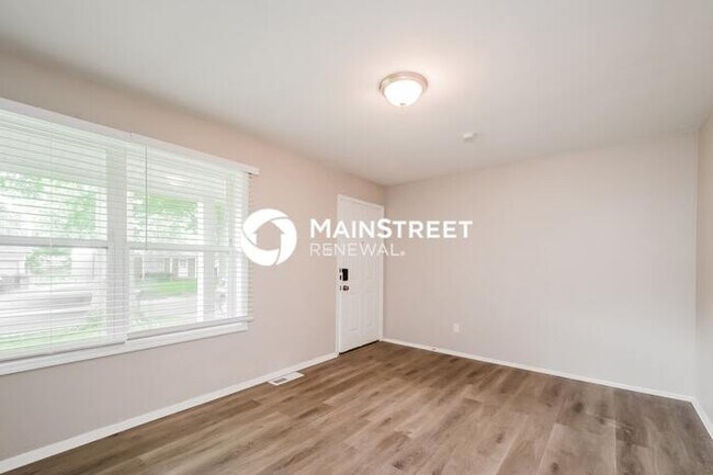 Foto del edificio - 3 Bedroom Pet-Friendly Home in St. Louis, ...