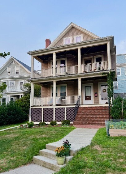 Front of house - note separate entrance - 76 Powder House Blvd