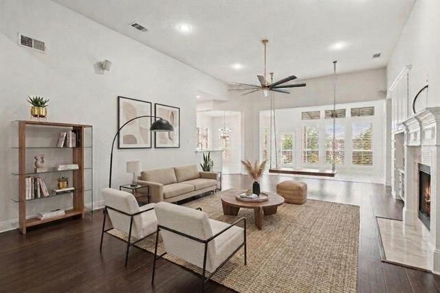 Foto del edificio - 2237 Homestead Ln