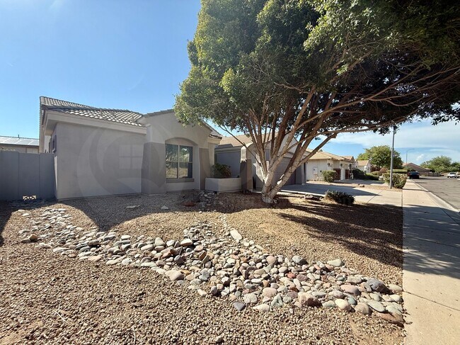 Building Photo - 3630 S Velero St