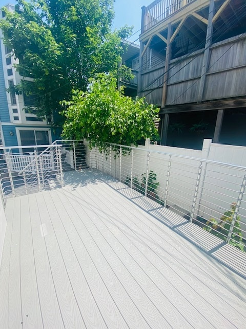 Foto del edificio - 2 W 3rd Street Pl