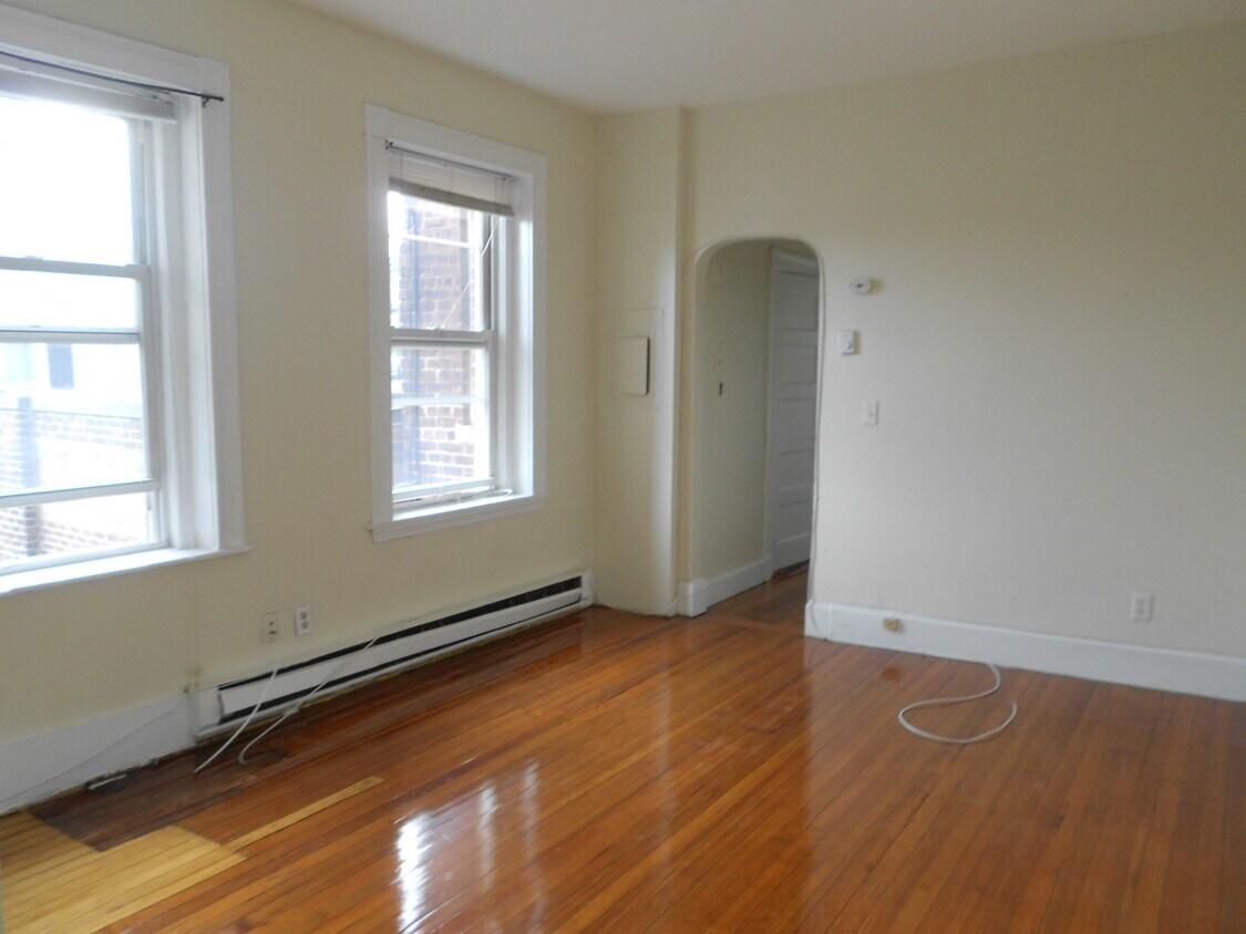 Building Photo - 71 Harvard Ave