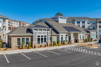 Building Photo - Clairmont at Crabtree