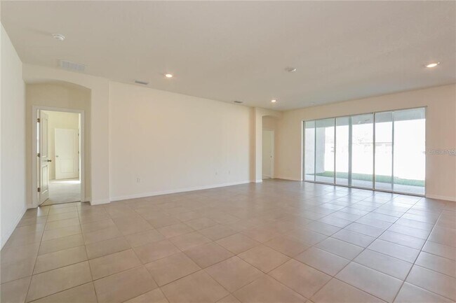 Foto del edificio - 5815 SW 82nd Ln