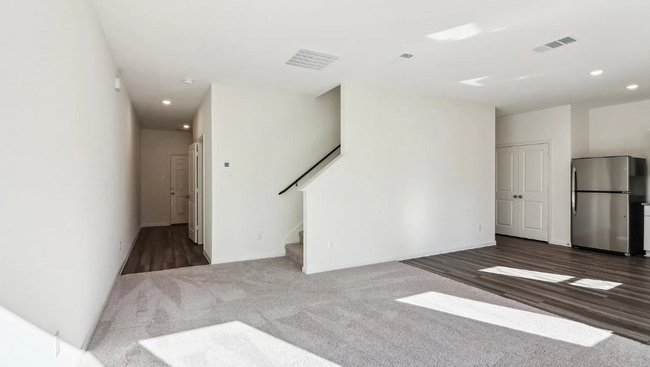 Building Photo - 112 Connecticut Ct