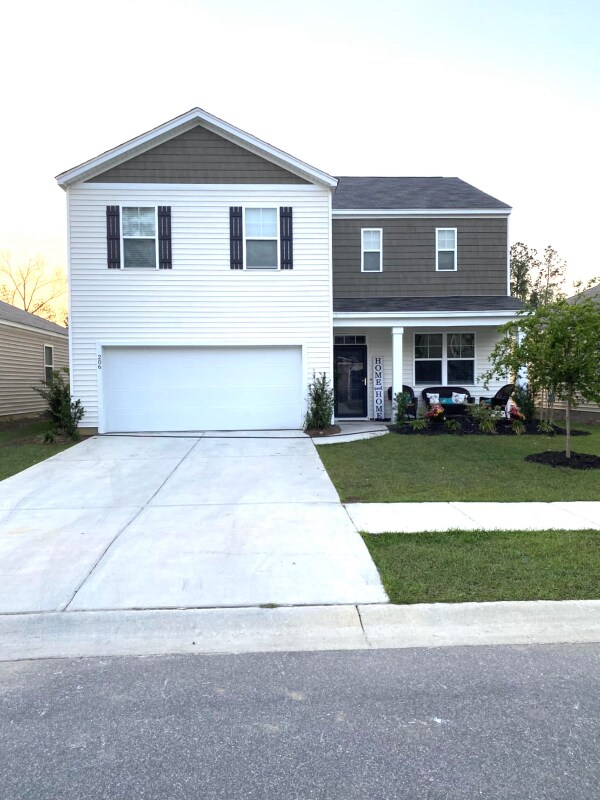 Primary Photo - 206 Lapping Waters Dr