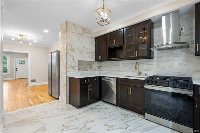 Foto del edificio - 107 Third Ave