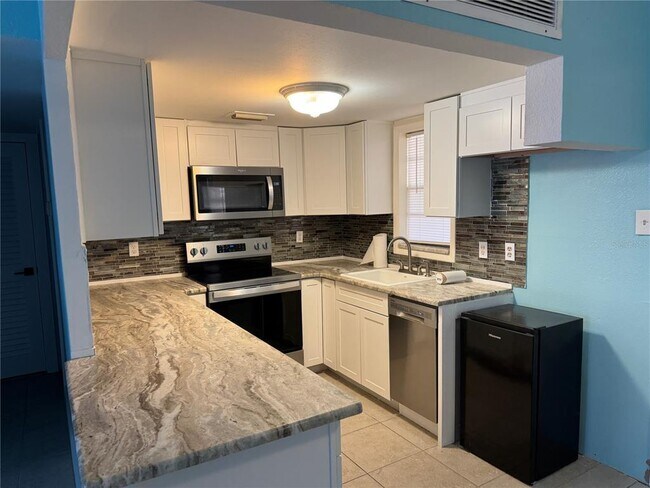 Building Photo - 4515 Marine Pkwy