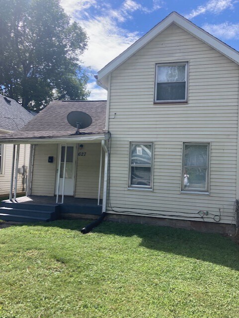 Foto del edificio - 627 Fairholm Ave