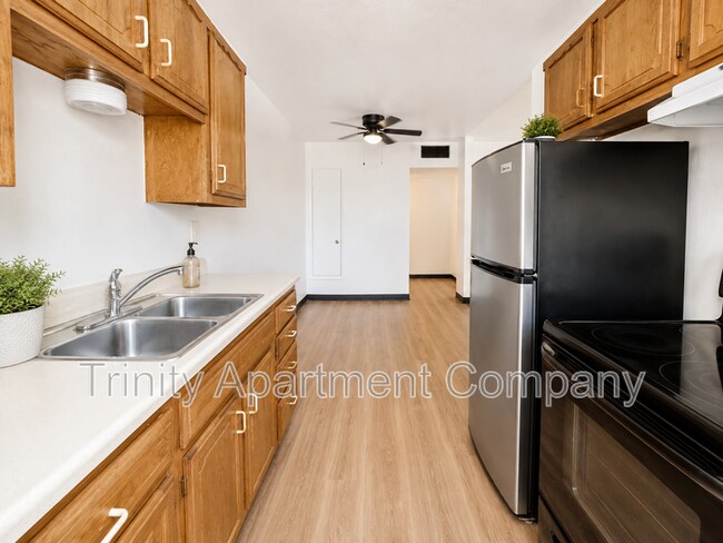 Foto del edificio - 127 General Arnold St NE