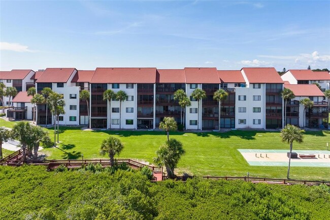 Foto del edificio - 1608 Stickney Point Rd