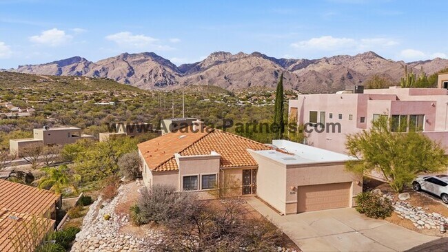 Foto del edificio - Three Bedroom/Two Bath Home
