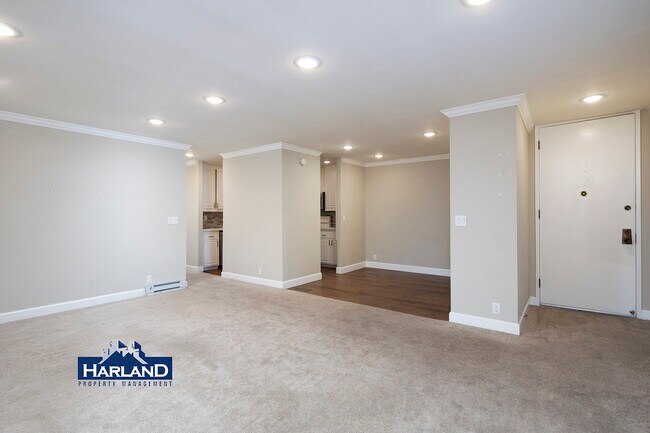 Foto del edificio - 7811 Eads Ave