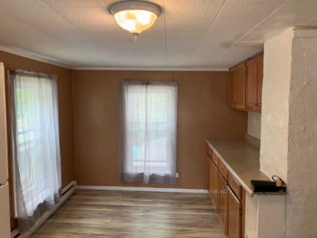 Foto del edificio - 245 N Rutland St