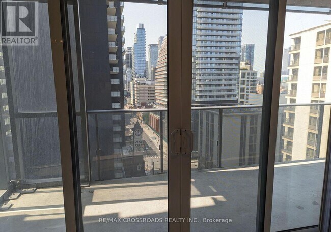 Photo du bâtiment - 7 Grenville St