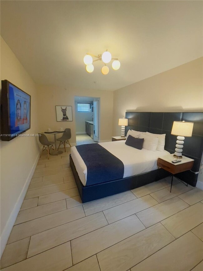 Building Photo - 7310 Harding Ave