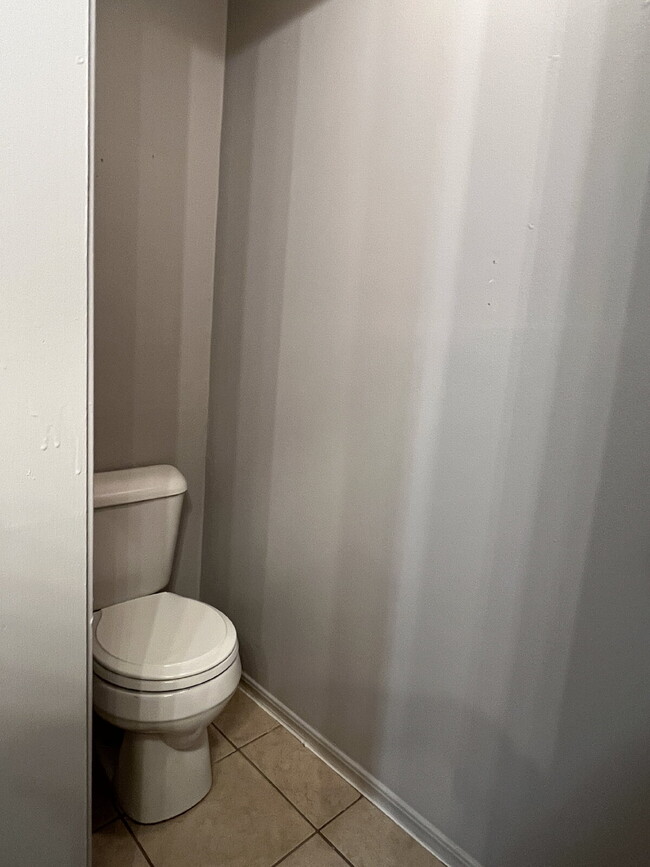 Building Photo - 2 Bedroom- Walking Distance to OSU Campus!!
