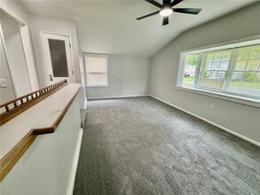 Building Photo - 13 Briggs Ave