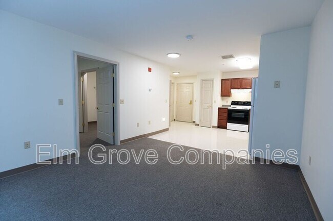 Foto del edificio - 290 Wadleigh Falls Rd