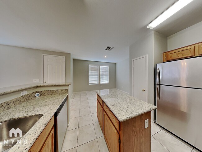 Foto del edificio - 2500 Birds Nest Cactus Ct