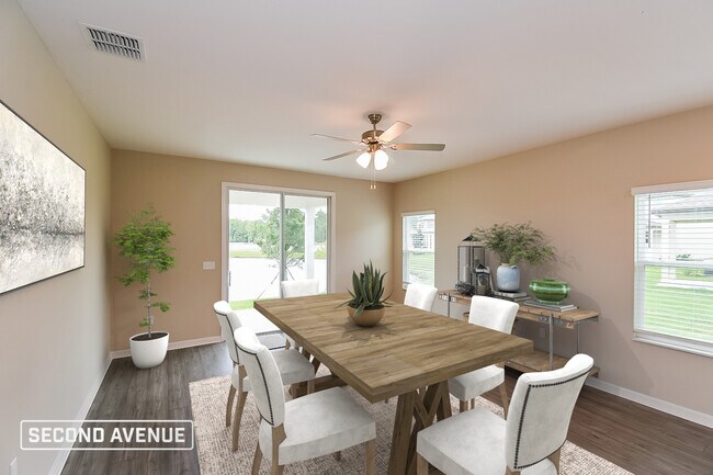 Foto del edificio - 457 Falcon Ridge Rd