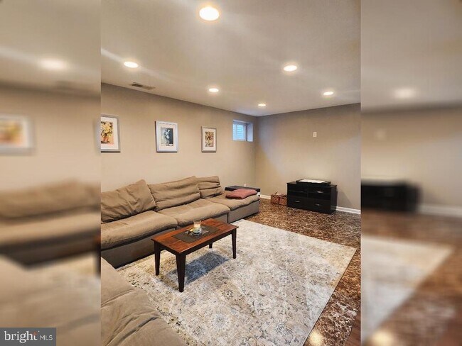Building Photo - 12607 English Orchard Ct