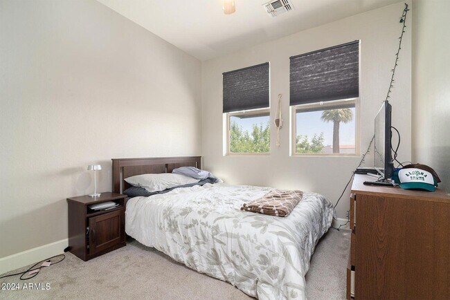 Foto del edificio - 1406 W Main St