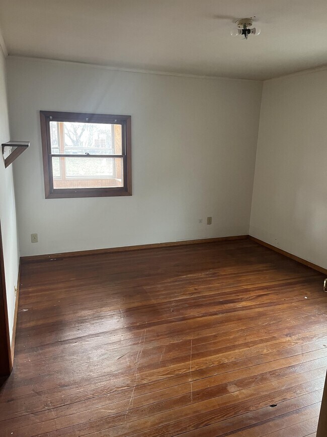 709 W Madison St, Herrin, IL 62948 House Rental in Herrin, IL