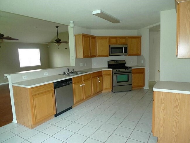 Foto del edificio - 9718 Cottage St