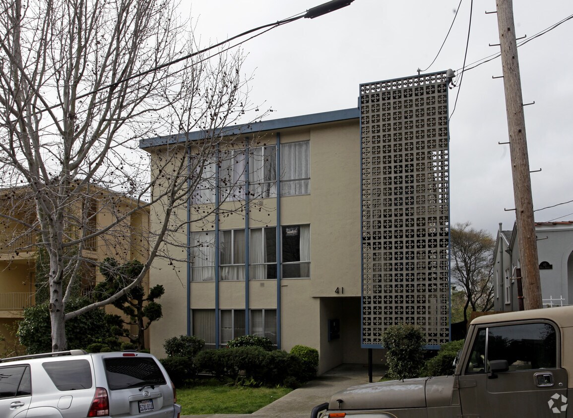 Foto del edificio - 41 Moss Ave