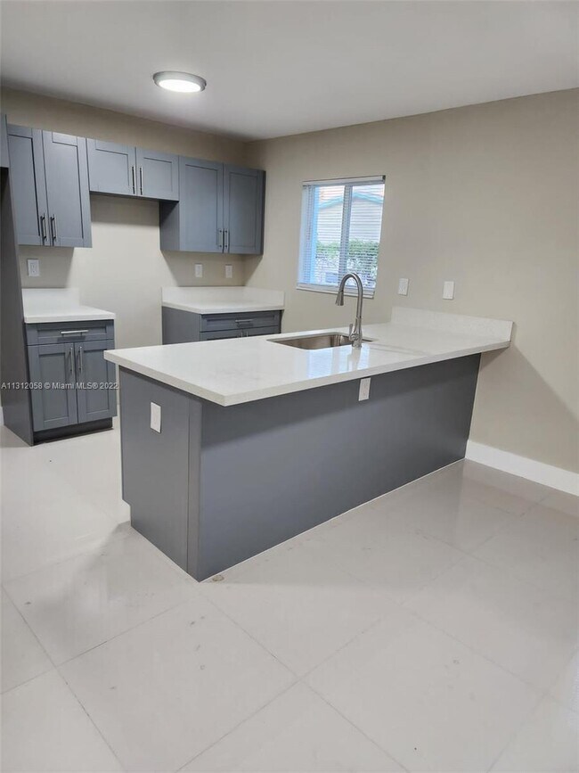 2720 NW 20th St Unit 1 photo'