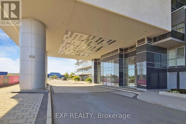 Building Photo - 2087-2087 Fairview St